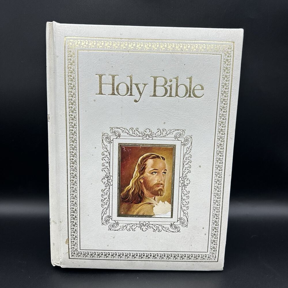 1978 Holy Bible King James Version Red Letter Classic Portrait Edition Regency